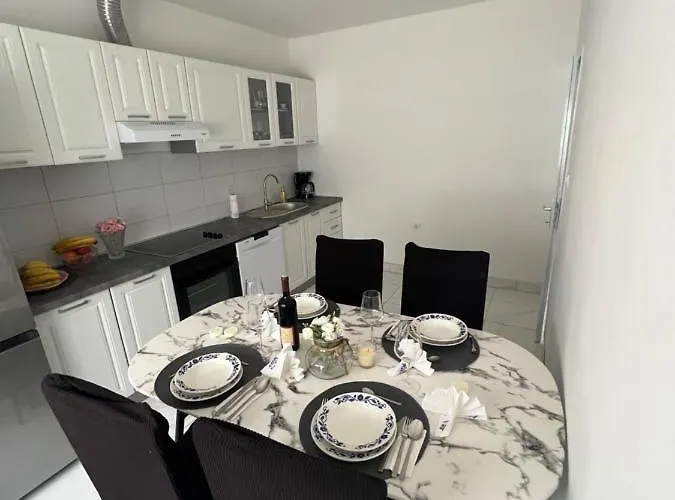 Ana Apartament